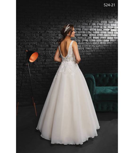 Wedding Dress S2422