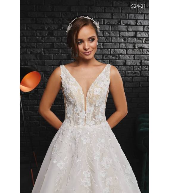 Wedding Dress S2422