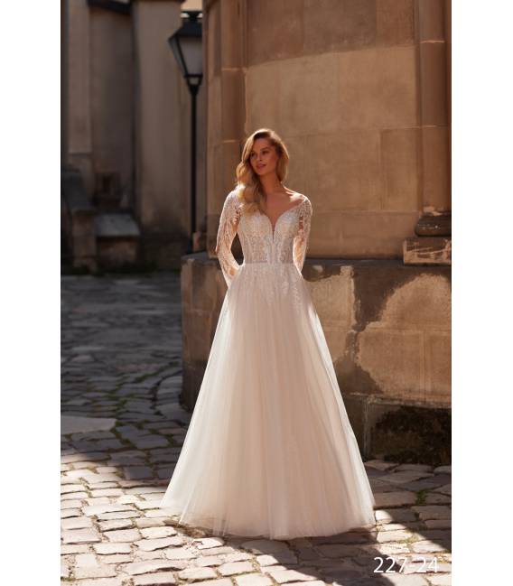 Wedding Dress 22724