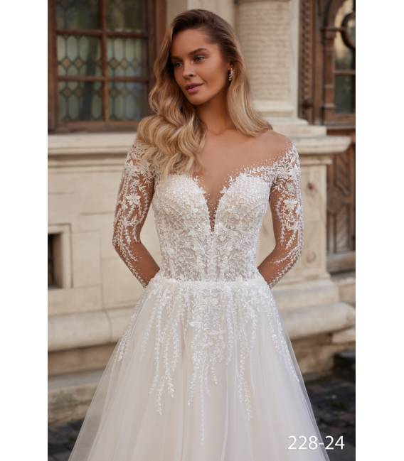 Wedding Dress 22824