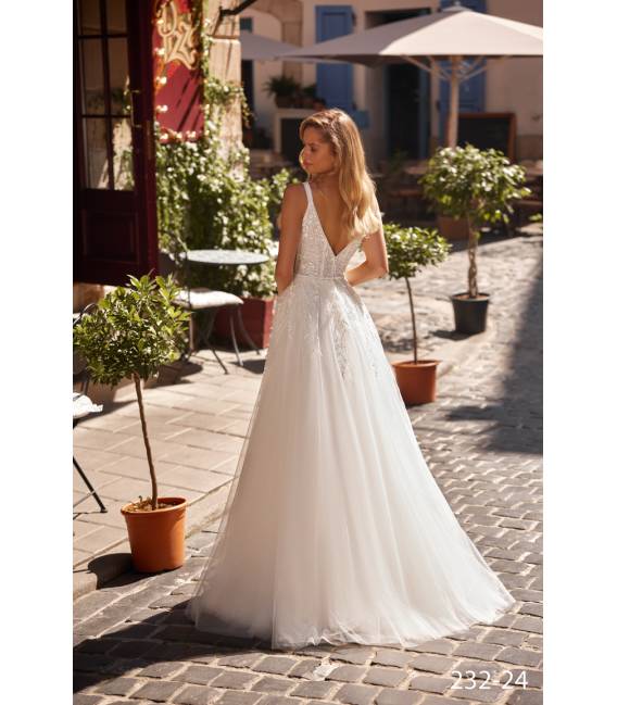 Wedding Dress 23224