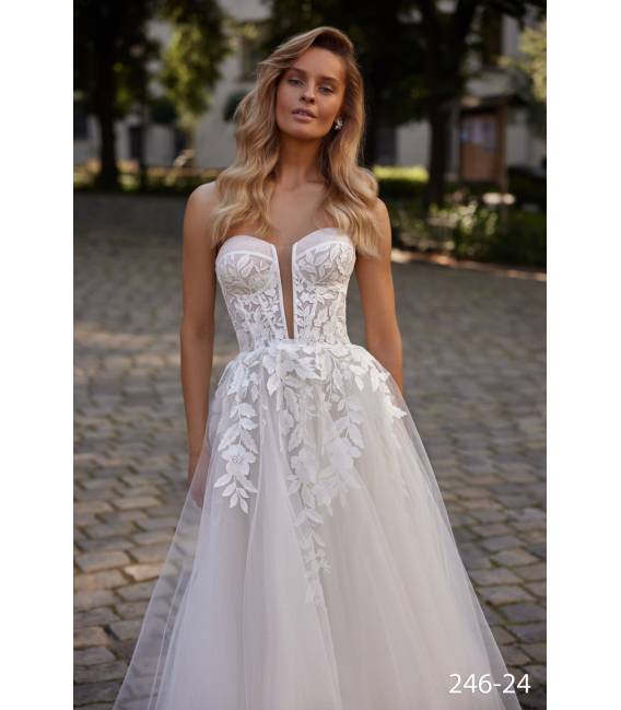 Suknia ślubna 24624