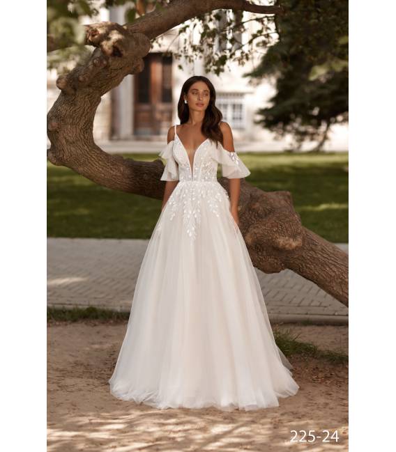 Wedding Dress 22524